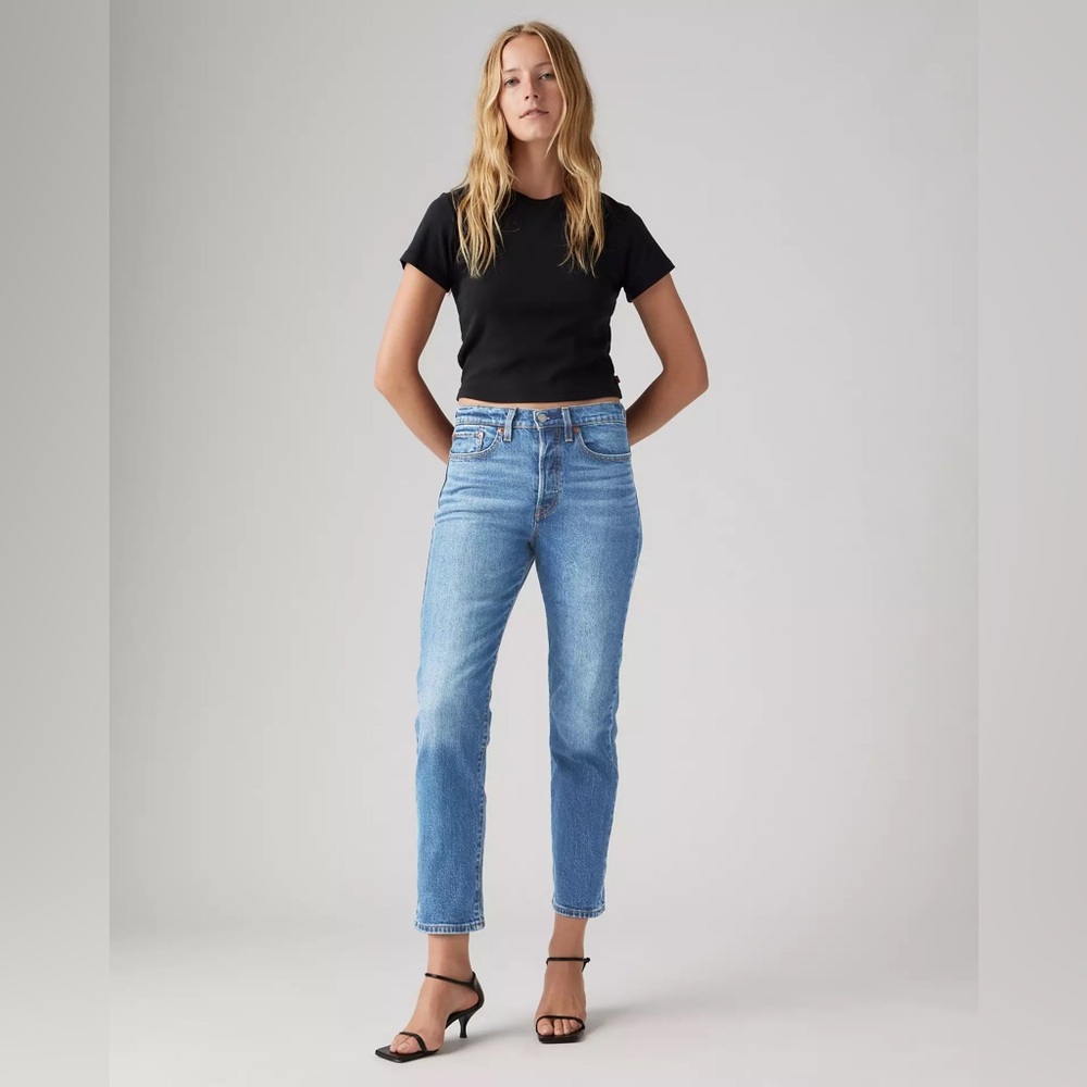 Levi’s Wedgie Straight Leg Ankle High Rise Denim Classic Mom Jeans Casual